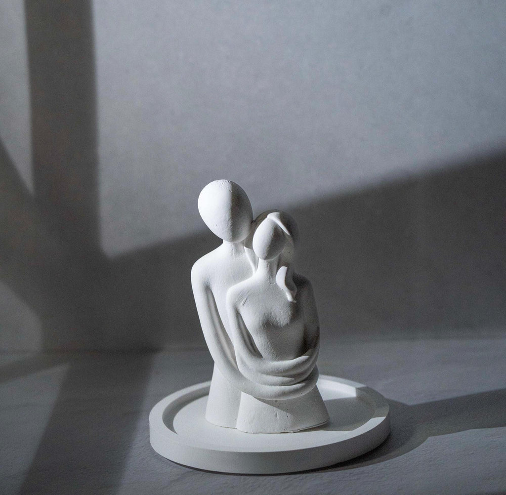 Embracing Couple Sculpture | Handcrafted Gypsum Aroma Stone Diffuser